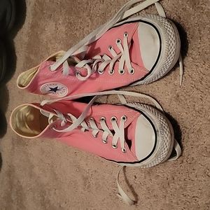 Pink converses